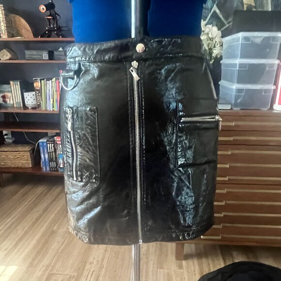 Black PVC Vinyl Pencil Skirt with Front Zip - Picture 2 of 3